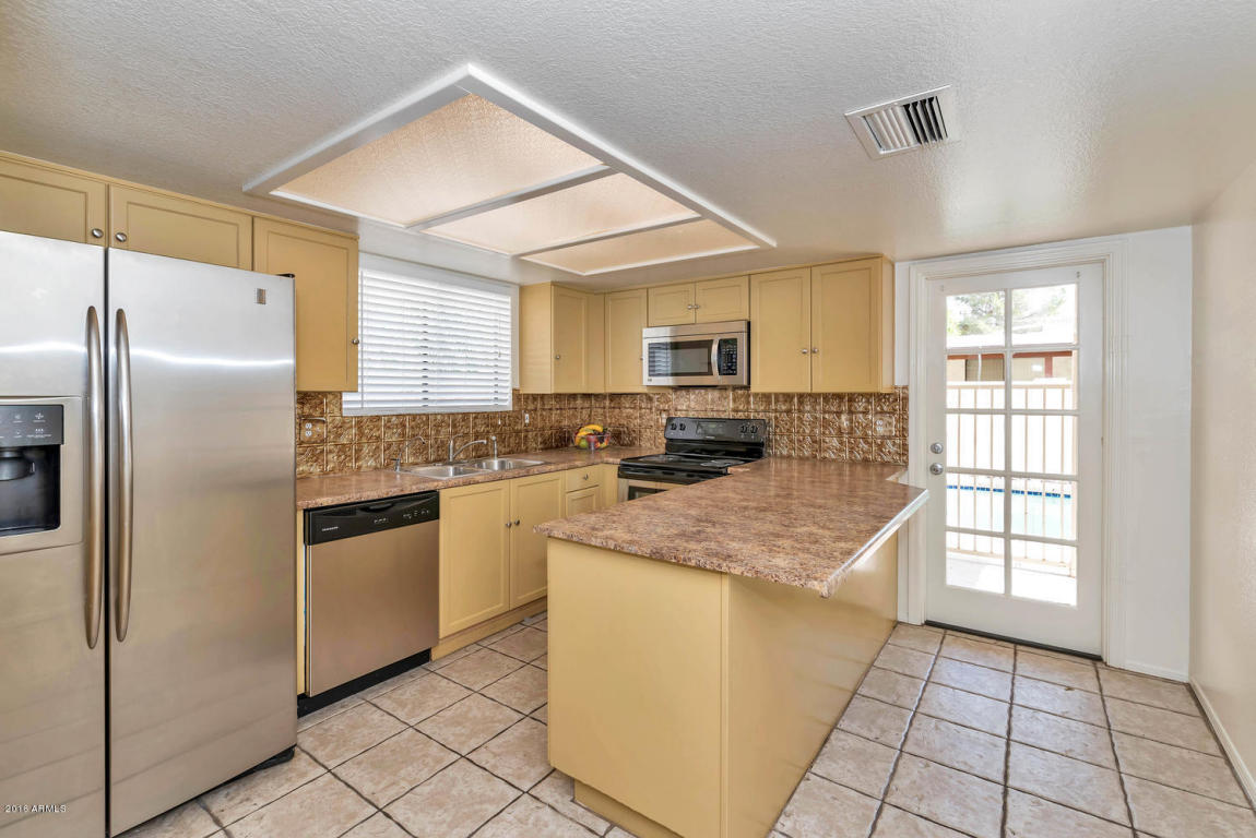 380 E Breckenridge Way, Gilbert, AZ 85234 photo 7