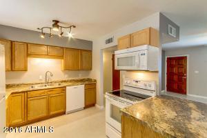 323 E Linda Ln, Gilbert, AZ 85234 photo 8