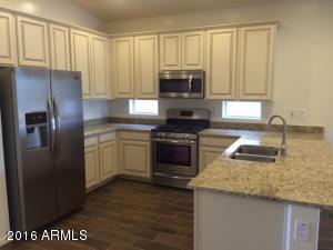 3915 E Blue Spruce Ln, Gilbert, AZ 85298 photo 2