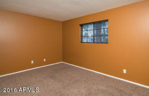 533 E Manhatton Dr, Tempe, AZ 85282 photo 13