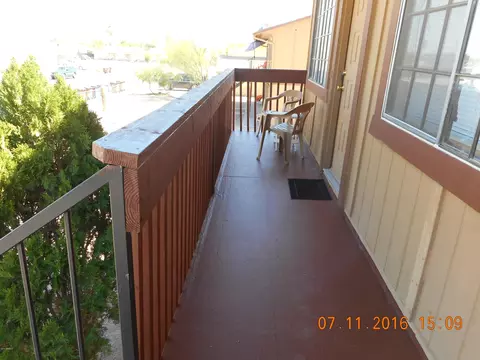 1922 S Monterey Dr, Apache Junction, AZ 85120 photo 2