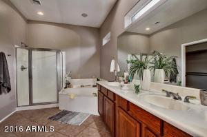 3552 E Cotton Ct, Gilbert, AZ 85234 photo 13