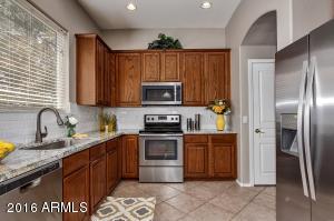 3552 E Cotton Ct, Gilbert, AZ 85234 photo 8