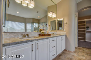 2020 E Freeport Ln, Gilbert, AZ 85234 photo 36