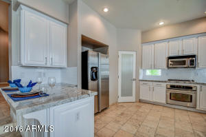 2020 E Freeport Ln, Gilbert, AZ 85234 photo 18