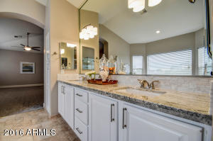 2020 E Freeport Ln, Gilbert, AZ 85234 photo 39