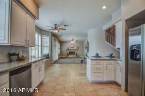 2020 E Freeport Ln, Gilbert, AZ 85234 photo 27