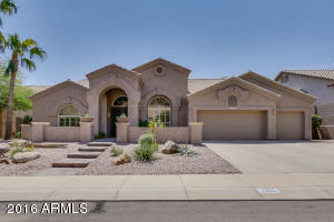 2005 E Rock Wren Rd, Phoenix, AZ 85048 photo 2