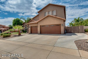 2264 S Drexel Cir, Mesa, AZ 85209 photo 3