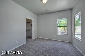 1135 S Oak Ct, Gilbert, AZ 85233 photo 22