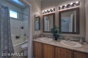1135 S Oak Ct, Gilbert, AZ 85233 photo 15