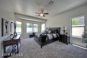 1135 S Oak Ct, Gilbert, AZ 85233 photo 12