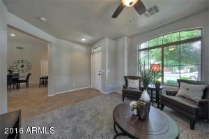 1135 S Oak Ct, Gilbert, AZ 85233 photo 3