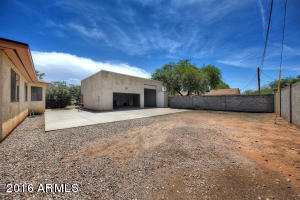 3026 N 34th Pl, Phoenix, AZ 85018 photo 3