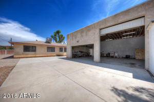 3026 N 34th Pl, Phoenix, AZ 85018 photo 2