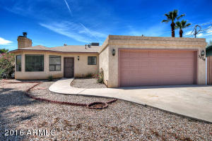 3026 N 34th Pl, Phoenix, AZ 85018 photo 1