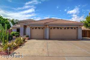 8631 E Osage Cir, Mesa, AZ 85212 photo 1
