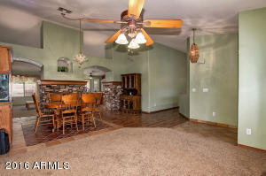 8631 E Osage Cir, Mesa, AZ 85212 photo 5