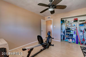 211 E Fleet Dr, Tempe, AZ 85283 photo 22