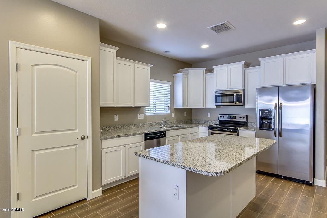 3414 E Captain Dreyfus Ave, Phoenix, AZ 85032 photo 7