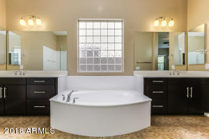 3447 E Dublin St, Gilbert, AZ 85295 photo 4