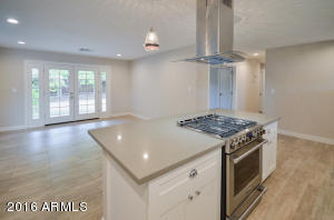 708 E Broadmor Dr, Tempe, AZ 85282 photo 8