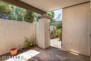 704 Eugie Ave, Phoenix, AZ 85022 photo 4