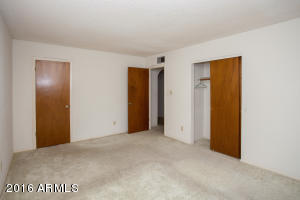 704 Eugie Ave, Phoenix, AZ 85022 photo 8
