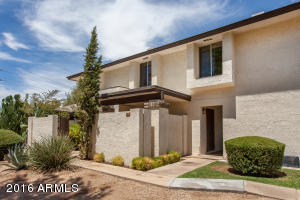 704 Eugie Ave, Phoenix, AZ 85022 photo 1
