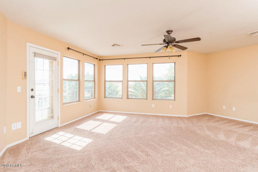 4039 E Rowel Rd, Phoenix, AZ 85050 photo 11