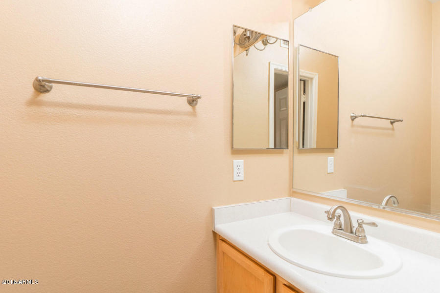 4039 E Rowel Rd, Phoenix, AZ 85050 photo 21