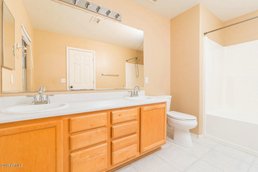 4039 E Rowel Rd, Phoenix, AZ 85050 photo 14