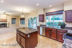 4426 E Desert Willow Rd, Phoenix, AZ 85044 photo 8