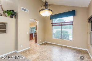 4426 E Desert Willow Rd, Phoenix, AZ 85044 photo 5