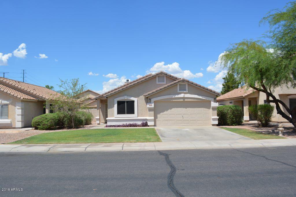 2046 E Arabian Dr, Gilbert, AZ 85296 photo 1