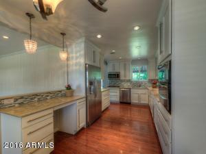 1025 E Oregon Ave, Phoenix, AZ 85014 photo 8