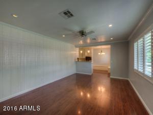 1025 E Oregon Ave, Phoenix, AZ 85014 photo 2