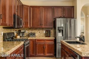 2931 N 48th Pl, Phoenix, AZ 85018 photo 5