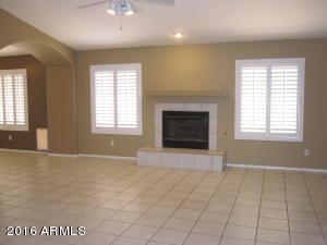 941 S Sailfish Dr, Gilbert, AZ 85233 photo 5