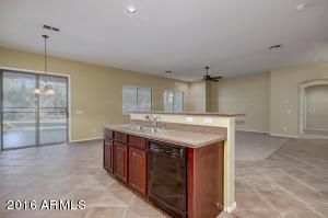 833 N Thunderbird Ave, Gilbert, AZ 85234 photo 10