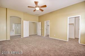 833 N Thunderbird Ave, Gilbert, AZ 85234 photo 13