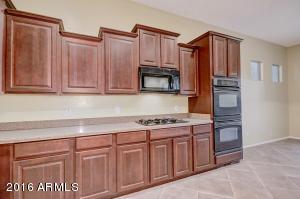 833 N Thunderbird Ave, Gilbert, AZ 85234 photo 11