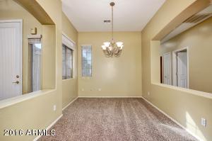 833 N Thunderbird Ave, Gilbert, AZ 85234 photo 3