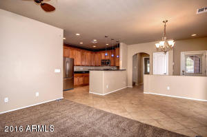 4353 E Morrow Dr, Phoenix, AZ 85050 photo 7