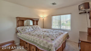 208 E Liberty Ln, Gilbert, AZ 85296 photo 17