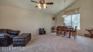 208 E Liberty Ln, Gilbert, AZ 85296 photo 6