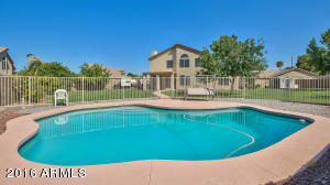 208 E Liberty Ln, Gilbert, AZ 85296 photo 33