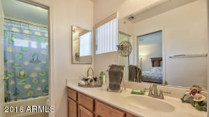 208 E Liberty Ln, Gilbert, AZ 85296 photo 18