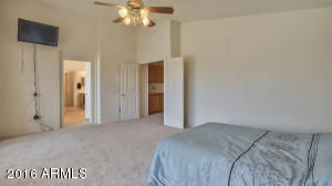 208 E Liberty Ln, Gilbert, AZ 85296 photo 20