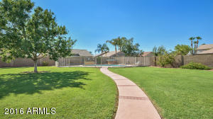 208 E Liberty Ln, Gilbert, AZ 85296 photo 31